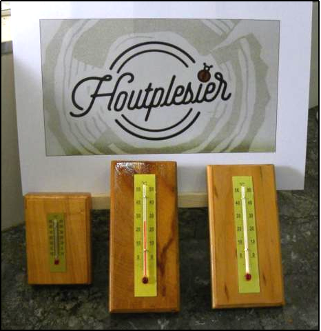 Wooden Wall Thermometers - Small